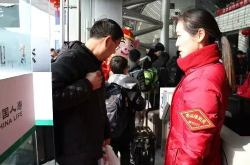 南通公安小姐姐,温情守护市民安全