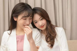 唐安琪陆萱萱古装合拍,演绎古典美韵
